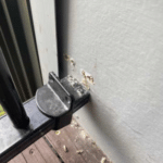 Balustrade not connected to wall
